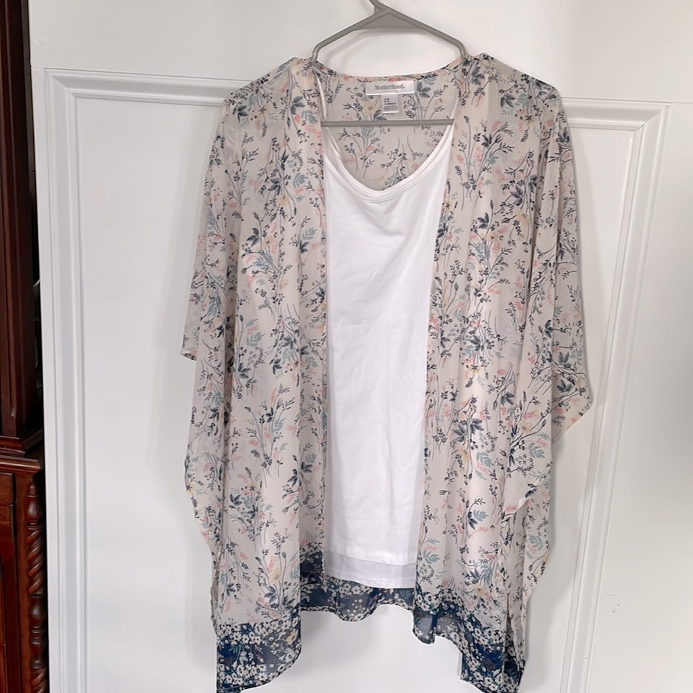 Maternity kimono cardigan